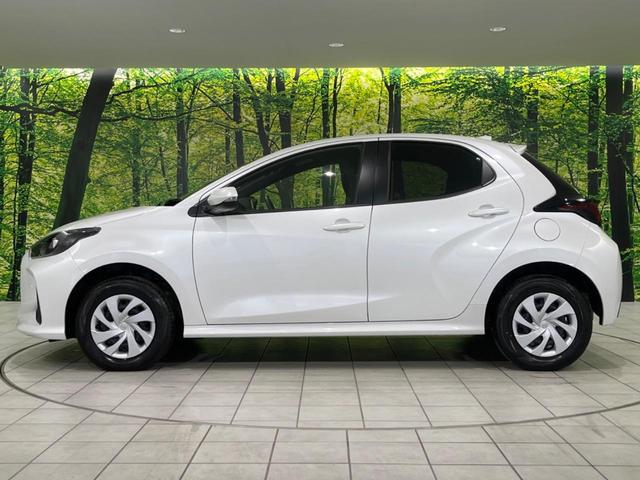 ヤリス Ｘ　セーフティセンス　禁煙車　ディスプレイオーディオ　レーダークルーズ　寒冷地仕様　バックカメラ　ＥＴＣ　Ｂｌｕｅｔｏｏｔｈ　スマートキー　レーンキープアシスト　オートライト　ステアリングスイッチ（54枚目）
