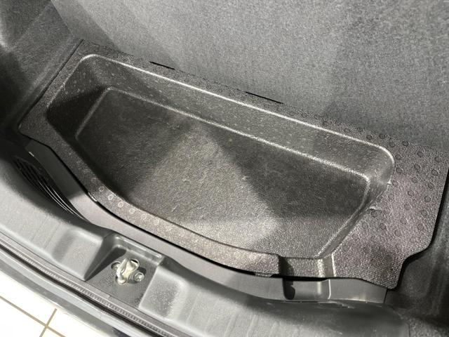 フィット 13G・Lパッケージ ファインエディション あんしんパッケージ 禁煙 寒冷地仕様 バックカメラ Bluetooth スマートキー オートライト クルーズコントロール ステアリングスイッチ オートエアコン フォグライト 盗難防止装置(39枚目)