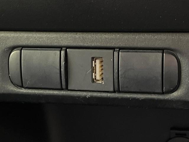 ヤリス Ｇ　セーフティセンス　禁煙車　純正ディスプレイオーディオ　寒冷地仕様　レーダークルーズ　バックカメラ　ＥＴＣ　Ｂｌｕｅｔｏｏｔｈ　ドライブレコーダー　スマートキー　車線逸脱警報　ステアリングスイッチ（35枚目）