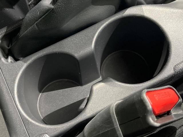 ヤリス Ｇ　セーフティセンス　禁煙車　純正ディスプレイオーディオ　寒冷地仕様　レーダークルーズ　バックカメラ　ＥＴＣ　Ｂｌｕｅｔｏｏｔｈ　ドライブレコーダー　スマートキー　車線逸脱警報　ステアリングスイッチ（50枚目）