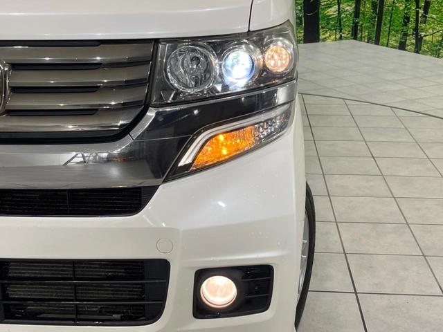 Ｎ－ＢＯＸカスタム Ｇ　純正ＳＤナビ　ＨＩＤヘッドライト　オートライト　オートエアコン　フォグライト　ＣＤ　ＤＶＤ再生　地デジ　横滑り防止装置　トラクションコントロール　ステアリングスイッチ（13枚目）