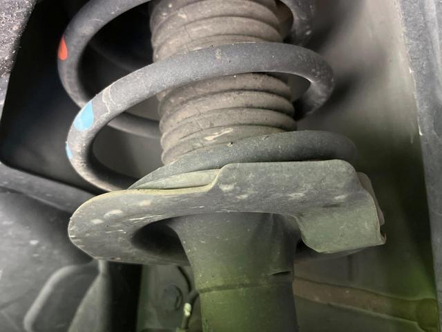 セレナ ハイウェイスター　Ｖセレクション　フリップダウンモニター　両側パワスラ　純正ＳＤナビ　バックカメラ　禁煙車　コーナーセンサー　スマートキー　ビルトインＥＴＣ　クルコン　純正１５インチアルミ　オートライト　オートエアコン（25枚目）