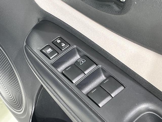 ノート Ｘ　ＦＯＵＲ　スマートセーフティエディション　エマージェンシーブレーキ　禁煙車　ナビ　ＥＴＣ　ドライブレコーダー　スマートキー　オートライト　オートエアコン　１４インチアルミホイール　盗難防止装置　プライバシーガラス　ヘッドライトレベライザー（53枚目）