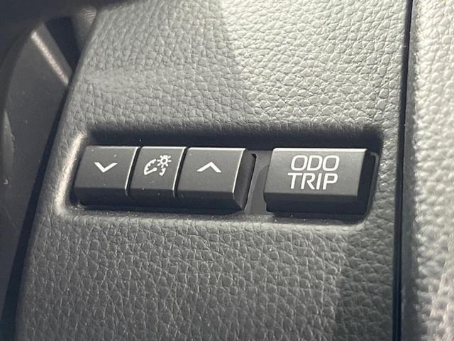 プリウス Z ガラスルーフ トヨタチームメイト セーフティセンス 禁煙車 純正12.9インチナビ 全周囲カメラ 寒冷地仕様 レーダクルーズ ETC Bluetooth フルセグ ブラインドスポットモニター(44枚目)