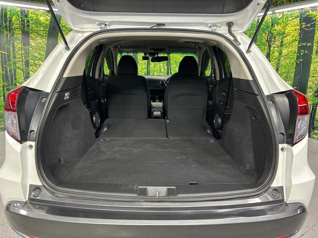 ヴェゼル ハイブリッドX・ホンダセンシング 本州仕入 4WD 純正SDナビ バックカメラ 寒冷地仕様 ホンダセンシング レーダークルーズ LEDヘッド オートライト シートヒーター デュアルオートエアコン ETC 車線逸脱警報 電動格納ミラー(12枚目)