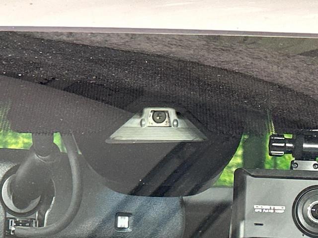 ヴェゼル ハイブリッドX・ホンダセンシング 本州仕入 4WD 純正SDナビ バックカメラ 寒冷地仕様 ホンダセンシング レーダークルーズ LEDヘッド オートライト シートヒーター デュアルオートエアコン ETC 車線逸脱警報 電動格納ミラー(66枚目)