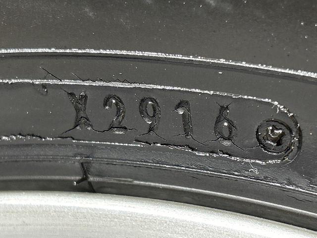 ヴェゼル ハイブリッドX・ホンダセンシング 本州仕入 4WD 純正SDナビ バックカメラ 寒冷地仕様 ホンダセンシング レーダークルーズ LEDヘッド オートライト シートヒーター デュアルオートエアコン ETC 車線逸脱警報 電動格納ミラー(70枚目)