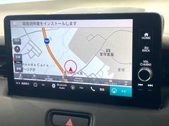 【９インチ　ホンダコネクトディスプレイ】視認性の高い大画面ディスプレイでナビの使用や、お持ちのスマートフォンと連携したｂｌｕｅｔｏｏｔｈでの音楽再生が可能です♪ 5