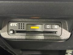 【ＥＴＣ】高速道路の料金所をストレスなく通過！話題のスポットやサービスエリアに多い「スマートIntercooler」利用時は必須のアイテムです。当店でセットアップを実施、ご納車当日からすぐにご利用いただけます！ 6