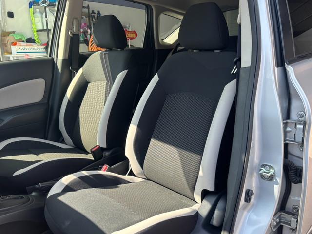 ノート Ｘ　ＦＯＵＲ　４ＷＤ／夏冬タイヤ付き／衝突軽減装置／ナビ／Ｂｌｕｅｔｏｏｔｈ対応／サイドミラーヒーター／プッシュスタート／スマートキー／リアヒーターダクト／オートライト／ハイビームアシスト／車線逸脱警報（32枚目）