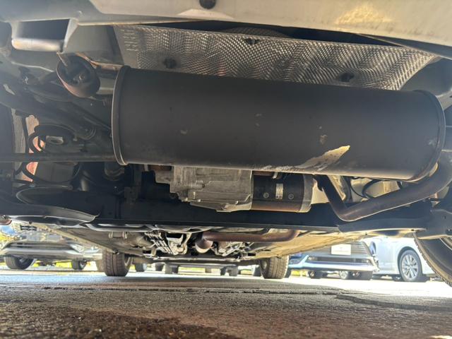 ノート Ｘ　ＦＯＵＲ　４ＷＤ／夏冬タイヤ付き／衝突軽減装置／ナビ／Ｂｌｕｅｔｏｏｔｈ対応／サイドミラーヒーター／プッシュスタート／スマートキー／リアヒーターダクト／オートライト／ハイビームアシスト／車線逸脱警報（38枚目）