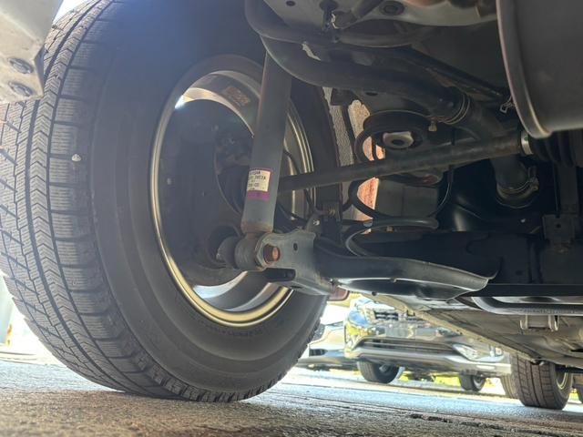 ノート Ｘ　ＦＯＵＲ　４ＷＤ／夏冬タイヤ付き／衝突軽減装置／ナビ／Ｂｌｕｅｔｏｏｔｈ対応／サイドミラーヒーター／プッシュスタート／スマートキー／リアヒーターダクト／オートライト／ハイビームアシスト／車線逸脱警報（40枚目）