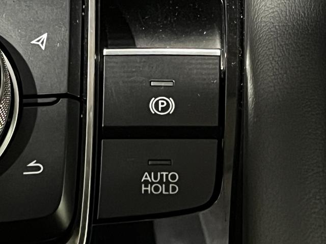 ＭＡＺＤＡ３ファストバック ２０Ｓ　ブラックトーンエディション　４ＷＤ／寒冷地／１０型ナビ／全方位カメラ／ＴＶ／衝突軽減／パワーシート＆ヒーター／ハンドルヒーター／ＬＥＤヘッドライト／レーダークルコン／置くだけ充電／ＨＤＭＩ＋Ｃタイプ端子／リアフォグ／ＨＵＤ（32枚目）