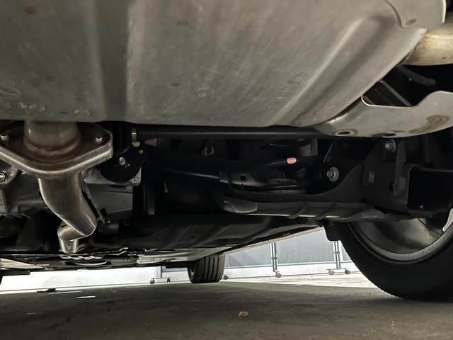 ＭＡＺＤＡ３ファストバック ２０Ｓ　ブラックトーンエディション　４ＷＤ／寒冷地／１０型ナビ／全方位カメラ／ＴＶ／衝突軽減／パワーシート＆ヒーター／ハンドルヒーター／ＬＥＤヘッドライト／レーダークルコン／置くだけ充電／ＨＤＭＩ＋Ｃタイプ端子／リアフォグ／ＨＵＤ（57枚目）