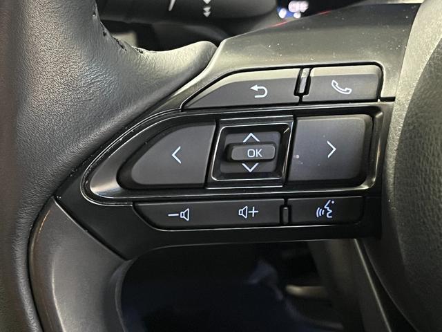 ヤリスクロス ハイブリッドＺ　アドベンチャー　４ＷＤ／ナビ／全方位カメラ／ハンズフリーパワーバックドア／ＬＥＤヘッドライト／セーフティセンス／ドラレコ／スペアキー／アドバンストパーク／パワーシート／シートーヒーター／ステアリングヒーター／ＥＴＣ（18枚目）