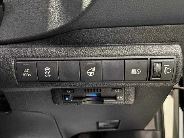 カローラツーリング ハイブリッド　ダブルバイビー　４ＷＤ／９型純正ナビ／Ｂカメラ／ＴＶ／セーフティセンス／ドラレコ前後／スペアキー／ＬＥＤヘッドライト／ＬＥＤフォグライト／ＬＥＤデイライト／シートヒーター／ハンドルヒーター／ＡＣ１００Ｖ電源／ソナー（22枚目）
