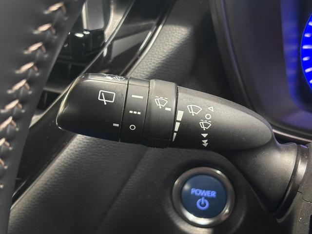 カローラツーリング ハイブリッド　ダブルバイビー　４ＷＤ／９型純正ナビ／Ｂカメラ／ＴＶ／セーフティセンス／ドラレコ前後／スペアキー／ＬＥＤヘッドライト／ＬＥＤフォグライト／ＬＥＤデイライト／シートヒーター／ハンドルヒーター／ＡＣ１００Ｖ電源／ソナー（24枚目）