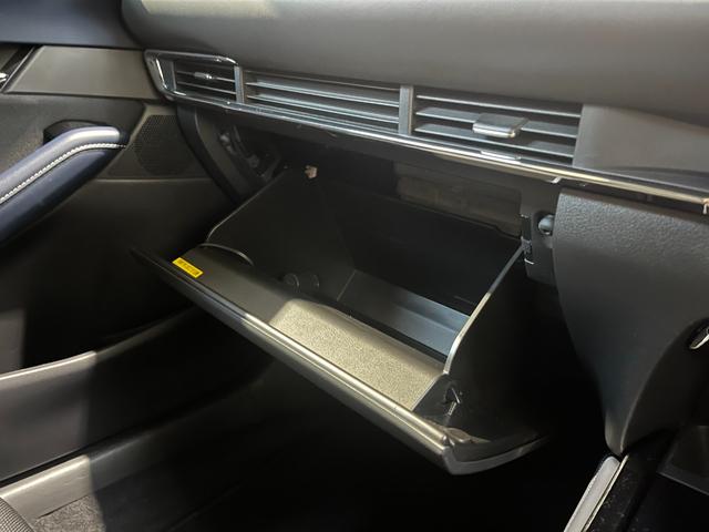 ＣＸ－３０ ２０Ｓ　プロアクティブ　ツーリングセレクション　４ＷＤ／ナビ／全方位カメラ／ＴＶ／衝突軽減／寒冷地仕様／パワーバックドア／ＨＵＤ／ドライバーモニタリング／クルージングトラフィックサポート／ＬＥＤヘッドライト／リアフォグ／パワーシート／シートヒーター（42枚目）