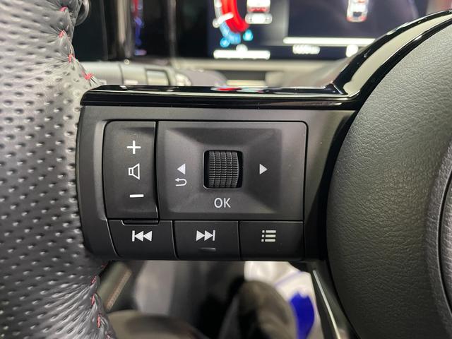オーラ ニスモ チューンドe-パワー4WD 4WD/夏冬タイヤ付/9型ナビ/BOSSサウンド/全方位カメラ/TV/ブラックフードデカール/プロパイロット/デジタルミラー/全方位運転支援/寒冷地/LEDヘッドライト/シート&ハンドルヒーター(16枚目)