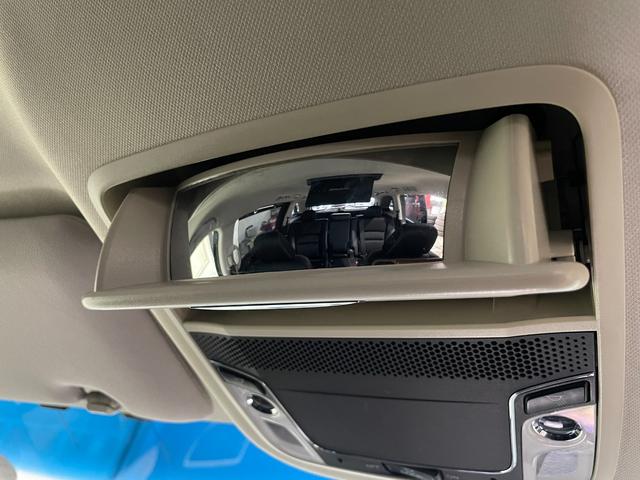 オデッセイ アブソルート・Ｘホンダセンシング　４ＷＤ／夏冬タイヤ付／９型ナビ／フリップダウン／Ｂカメラ／ＴＶ／寒冷地仕様／両側パワースライドドア／ＬＥＤヘッドライト／衝突軽減／スペアキー／ＥＴＣ／パワーシート／ＣＤ＋ＤＶＤ再生／Ｂｌｕｅｔｏｏｔｈ（28枚目）