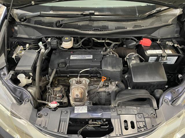 オデッセイ アブソルート・Ｘホンダセンシング　４ＷＤ／夏冬タイヤ付／９型ナビ／フリップダウン／Ｂカメラ／ＴＶ／寒冷地仕様／両側パワースライドドア／ＬＥＤヘッドライト／衝突軽減／スペアキー／ＥＴＣ／パワーシート／ＣＤ＋ＤＶＤ再生／Ｂｌｕｅｔｏｏｔｈ（45枚目）