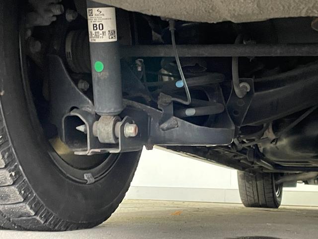 オデッセイ アブソルート・Ｘホンダセンシング　４ＷＤ／夏冬タイヤ付／９型ナビ／フリップダウン／Ｂカメラ／ＴＶ／寒冷地仕様／両側パワースライドドア／ＬＥＤヘッドライト／衝突軽減／スペアキー／ＥＴＣ／パワーシート／ＣＤ＋ＤＶＤ再生／Ｂｌｕｅｔｏｏｔｈ（48枚目）