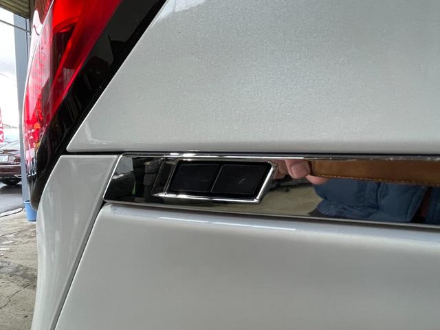 ノア ハイブリッドＳ－Ｚ　４ＷＤ／夏冬タイヤ付／１０．５型ナビ／１４型フリップダウン／寒冷地／エンスタ／両側ハンズフリーパワスラ／パワーバックドア／デジタルミラー／Ｂカメラ／ＴＶ／／ＬＥＤヘッドライト／ＨＵＤ／ＢＳＭ／スペア（57枚目）