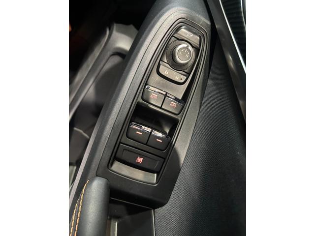 ＸＶ ２．０ｉ－Ｓ　アイサイト　４ＷＤ／夏冬タイヤ付／８型ナビ／Ｂカメラ／エンスタ／ＴＶ／寒冷地仕様／ＬＥＤヘッドライト／ＬＥＤライナー／アイサイトＶｅｒ３／パワーシート／スペア／ＣＤ＋ＤＶＤ再生／ＡｐｐｌｅＣａｒＰｌａｙ（42枚目）