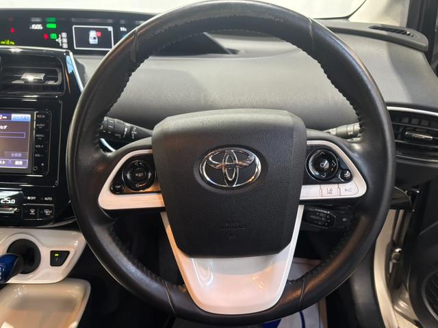 プリウス Ａ　４ＷＤ／寒冷地仕様／ナビ／Ｂカメラ／ＴＶ／衝突軽減／パーキングアシスト／ＬＥＤヘッドライト／ＬＥＤフォグライト／ヘッドアップディスプレイ／スペア／ＥＴＣ／ドラレコ／ＢＳＭ／リアフォグ／障害物センサー（15枚目）