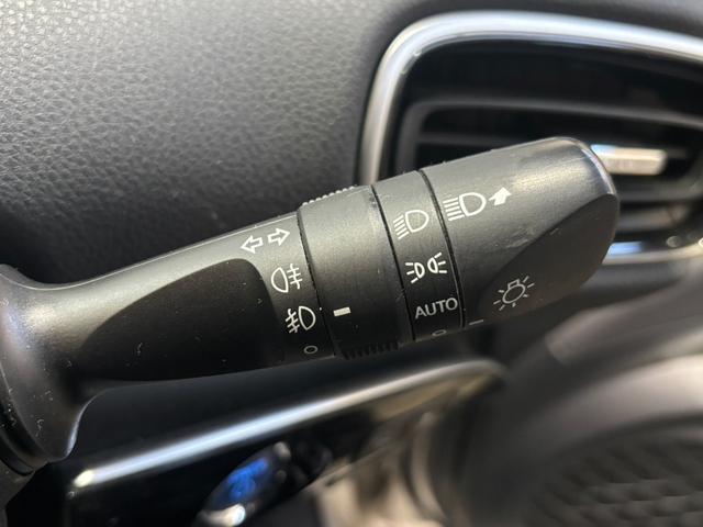 プリウス Ａ　４ＷＤ／寒冷地仕様／ナビ／Ｂカメラ／ＴＶ／衝突軽減／パーキングアシスト／ＬＥＤヘッドライト／ＬＥＤフォグライト／ヘッドアップディスプレイ／スペア／ＥＴＣ／ドラレコ／ＢＳＭ／リアフォグ／障害物センサー（36枚目）