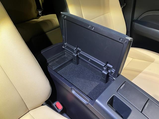 エスティマハイブリッド アエラス スマート 4WD/純正9型ナビ/Bカメラ/TV/寒冷地仕様/ドラレコ前後/両側パワースライドドア/衝突軽減/LEDヘッドライト/リアオートエアコン/パワーシート/シートヒータ/スペア/ETC/AC100V電源(33枚目)