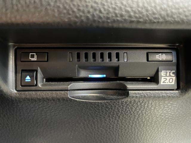 ハリアーハイブリッド Z レザーパッケージ 4WD/調光パノラマルーフ/ナビ/360度カメラ/TV/JBLサウンド/シートクーラー&ヒーター/パワーバックドア/デジタルミラー/置くだけ充電/メモリー付黒革パワーシート/ドラレコ/スペアキー(35枚目)