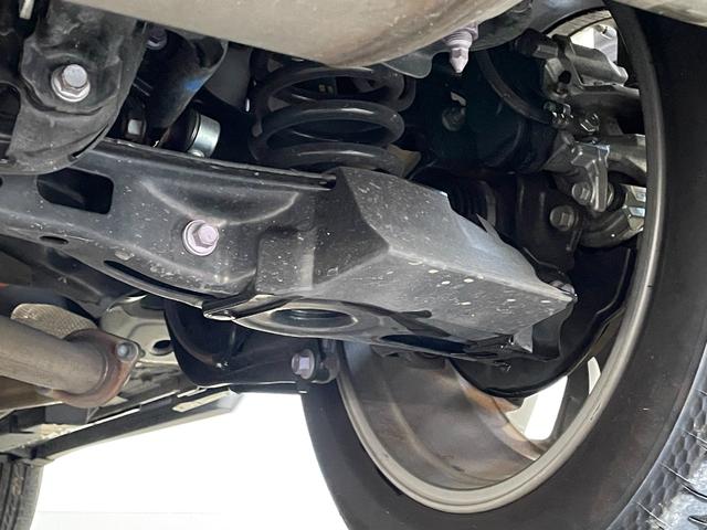 ハリアーハイブリッド Z レザーパッケージ 4WD/調光パノラマルーフ/ナビ/360度カメラ/TV/JBLサウンド/シートクーラー&ヒーター/パワーバックドア/デジタルミラー/置くだけ充電/メモリー付黒革パワーシート/ドラレコ/スペアキー(54枚目)