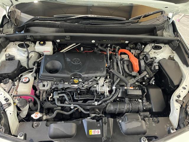 ハリアーハイブリッド Z レザーパッケージ 4WD/調光パノラマルーフ/ナビ/360度カメラ/TV/JBLサウンド/シートクーラー&ヒーター/パワーバックドア/デジタルミラー/置くだけ充電/メモリー付黒革パワーシート/ドラレコ/スペアキー(56枚目)