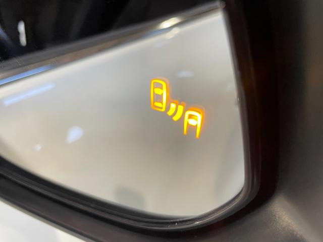 ハリアーハイブリッド Z レザーパッケージ 4WD/調光パノラマルーフ/ナビ/360度カメラ/TV/JBLサウンド/シートクーラー&ヒーター/パワーバックドア/デジタルミラー/置くだけ充電/メモリー付黒革パワーシート/ドラレコ/スペアキー(61枚目)