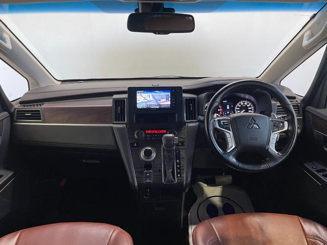 デリカＤ：５ Ｇ　パワーパッケージ　４ＷＤ／フリップダウン／ナビ／３６０度カメラ／ＴＶ／衝突軽減／パワーバックドア／両側パワスラドア／ＬＥＤヘッドライト／ＬＥＤフォグ／シートカバー／ＥＴＣ／スペアキー／シートヒーター／ＡＣ１００Ｖ電源（11枚目）