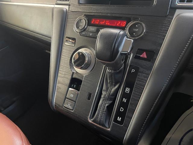 デリカＤ：５ Ｇ　パワーパッケージ　４ＷＤ／フリップダウン／ナビ／３６０度カメラ／ＴＶ／衝突軽減／パワーバックドア／両側パワスラドア／ＬＥＤヘッドライト／ＬＥＤフォグ／シートカバー／ＥＴＣ／スペアキー／シートヒーター／ＡＣ１００Ｖ電源（22枚目）