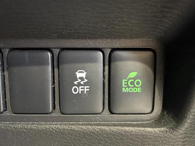 デリカＤ：５ Ｇ　パワーパッケージ　４ＷＤ／フリップダウン／ナビ／３６０度カメラ／ＴＶ／衝突軽減／パワーバックドア／両側パワスラドア／ＬＥＤヘッドライト／ＬＥＤフォグ／シートカバー／ＥＴＣ／スペアキー／シートヒーター／ＡＣ１００Ｖ電源（29枚目）