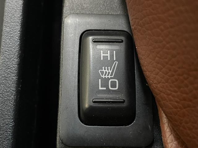 デリカＤ：５ Ｇ　パワーパッケージ　４ＷＤ／フリップダウン／ナビ／３６０度カメラ／ＴＶ／衝突軽減／パワーバックドア／両側パワスラドア／ＬＥＤヘッドライト／ＬＥＤフォグ／シートカバー／ＥＴＣ／スペアキー／シートヒーター／ＡＣ１００Ｖ電源（34枚目）