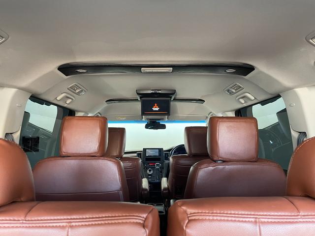 デリカＤ：５ Ｇ　パワーパッケージ　４ＷＤ／フリップダウン／ナビ／３６０度カメラ／ＴＶ／衝突軽減／パワーバックドア／両側パワスラドア／ＬＥＤヘッドライト／ＬＥＤフォグ／シートカバー／ＥＴＣ／スペアキー／シートヒーター／ＡＣ１００Ｖ電源（43枚目）