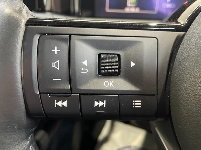 ノート X FOUR 4WD/夏冬タイヤ付/9型ナビ/360度カメラ/TV/プロパイロット/デジタルミラー/寒冷地仕様/ワイヤレス充電/衝突軽減/AppleCarPlay/AndroidAuto/HDMI/ETC(19枚目)