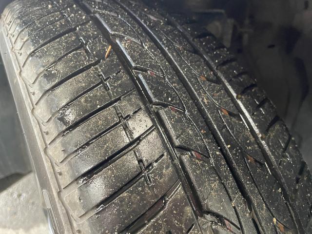 ノート X FOUR 4WD/夏冬タイヤ付/ナビ/バックカメラ/寒冷地仕様/衝突軽減/ドラレコ/ETC/Bluetooth/後席リクライニング/ステアリングヒーター/シートヒーター/ミラーヒーター/リアヒーターダクト(6枚目)