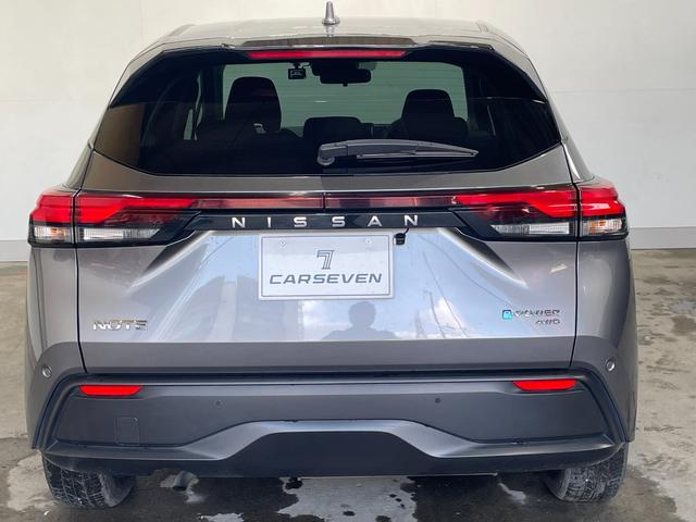 ノート X FOUR 4WD/夏冬タイヤ付/ナビ/バックカメラ/寒冷地仕様/衝突軽減/ドラレコ/ETC/Bluetooth/後席リクライニング/ステアリングヒーター/シートヒーター/ミラーヒーター/リアヒーターダクト(13枚目)