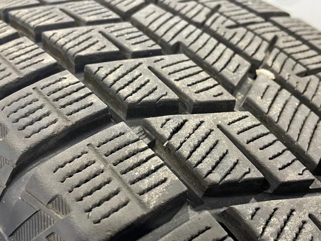 ノート Ｘ　ＦＯＵＲ　４ＷＤ／夏冬タイヤ付／９型ナビ／３６０度カメラ／ＴＶ／プロパイロット／デジタルミラー／寒冷地仕様／ワイヤレス充電／衝突軽減／ＡｐｐｌｅＣａｒＰｌａｙ／ＡｎｄｒｏｉｄＡｕｔｏ／ＨＤＭＩ／ＥＴＣ（4枚目）