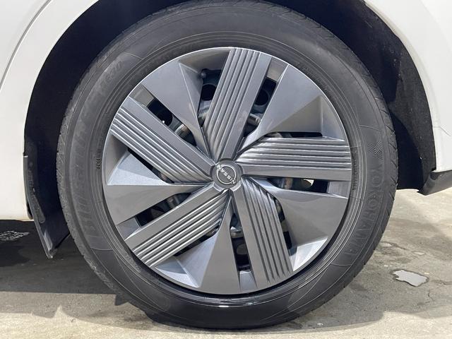 ノート Ｘ　ＦＯＵＲ　４ＷＤ／夏冬タイヤ付／９型ナビ／３６０度カメラ／ＴＶ／プロパイロット／デジタルミラー／寒冷地仕様／ワイヤレス充電／衝突軽減／ＡｐｐｌｅＣａｒＰｌａｙ／ＡｎｄｒｏｉｄＡｕｔｏ／ＨＤＭＩ／ＥＴＣ（5枚目）