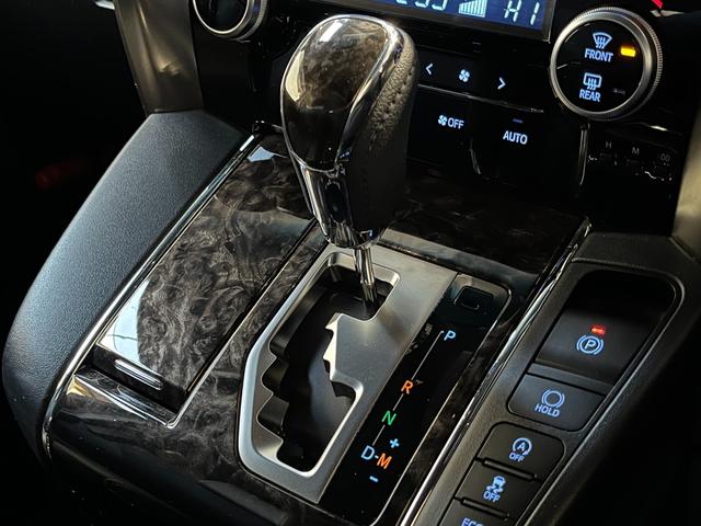 アルファード 2.5S タイプゴールドIII 4WD/夏冬タイヤ付/13.3型フリップダウン/寒冷地/エンスタ/Bカメラ/TV/Pバックドア/両側Pスラ/LEDヘッド/LEDフォグ/BSM/セーフティセンス/スペア/ETC/AC100V電源(30枚目)