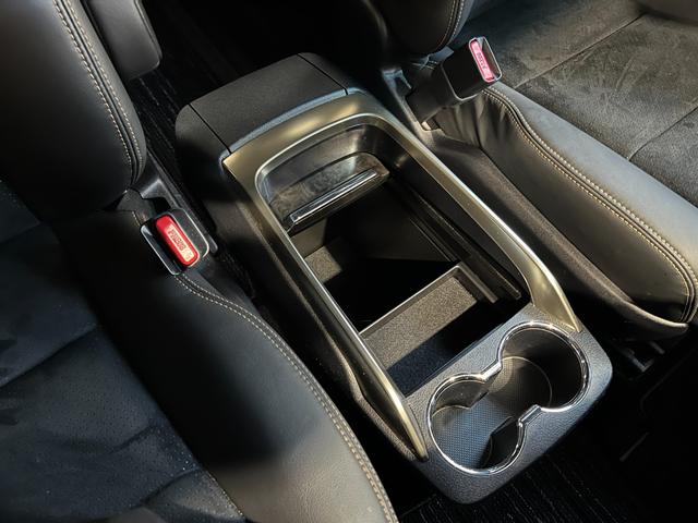 アルファード 2.5S タイプゴールドIII 4WD/夏冬タイヤ付/13.3型フリップダウン/寒冷地/エンスタ/Bカメラ/TV/Pバックドア/両側Pスラ/LEDヘッド/LEDフォグ/BSM/セーフティセンス/スペア/ETC/AC100V電源(34枚目)