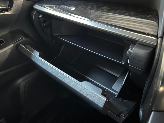 アルファード 2.5S タイプゴールドIII 4WD/夏冬タイヤ付/13.3型フリップダウン/寒冷地/エンスタ/Bカメラ/TV/Pバックドア/両側Pスラ/LEDヘッド/LEDフォグ/BSM/セーフティセンス/スペア/ETC/AC100V電源(41枚目)