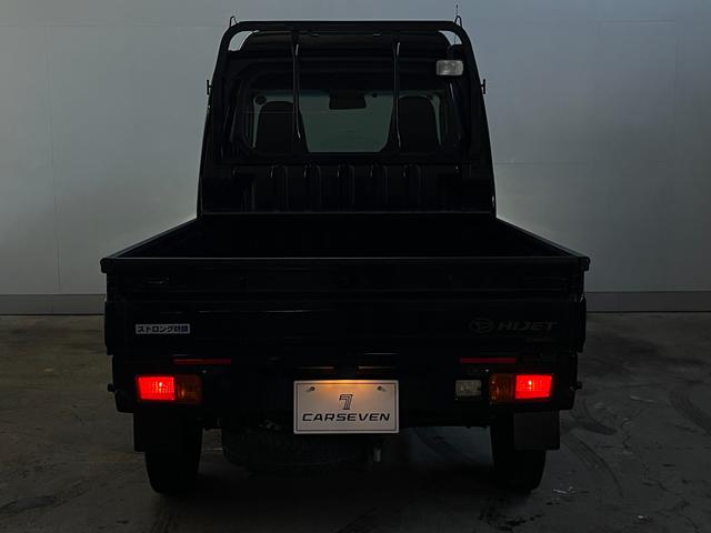 ハイゼットトラック ジャンボＳＡＩＩＩｔ　４ＷＤ／夏冬タイヤ付／スマートアシスト３ｔ／ＬＥＤヘッドライト／ＬＥＤフォグライト／ストロング防錆仕様／ハイルーフ／大型キャビン／障害物センサー／キーレス／ＥＴＣ／Ｂｌｕｅｔｏｏｔｈ対応オーディオ（12枚目）