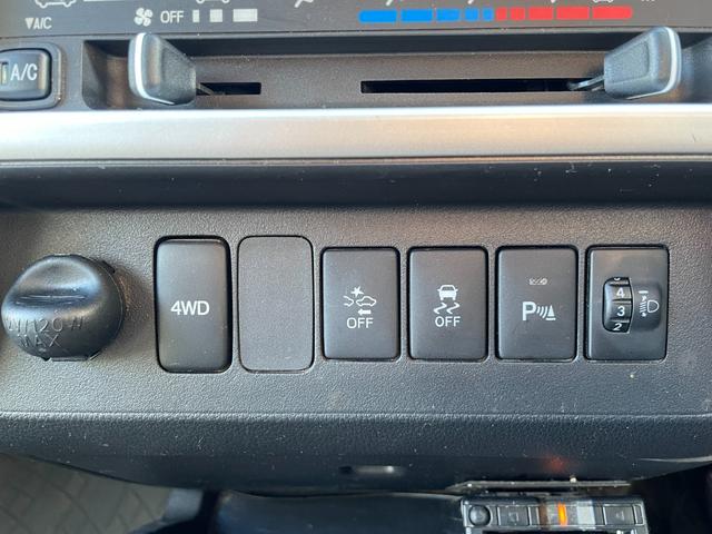 ハイゼットトラック ジャンボＳＡＩＩＩｔ　４ＷＤ／夏冬タイヤ付／スマートアシスト３ｔ／ＬＥＤヘッドライト／ＬＥＤフォグライト／ストロング防錆仕様／ハイルーフ／大型キャビン／障害物センサー／キーレス／ＥＴＣ／Ｂｌｕｅｔｏｏｔｈ対応オーディオ（22枚目）